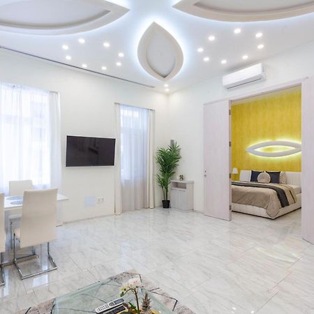 Luxurious Central Apartment Next To The Danube River Budapest Eksteriør billede