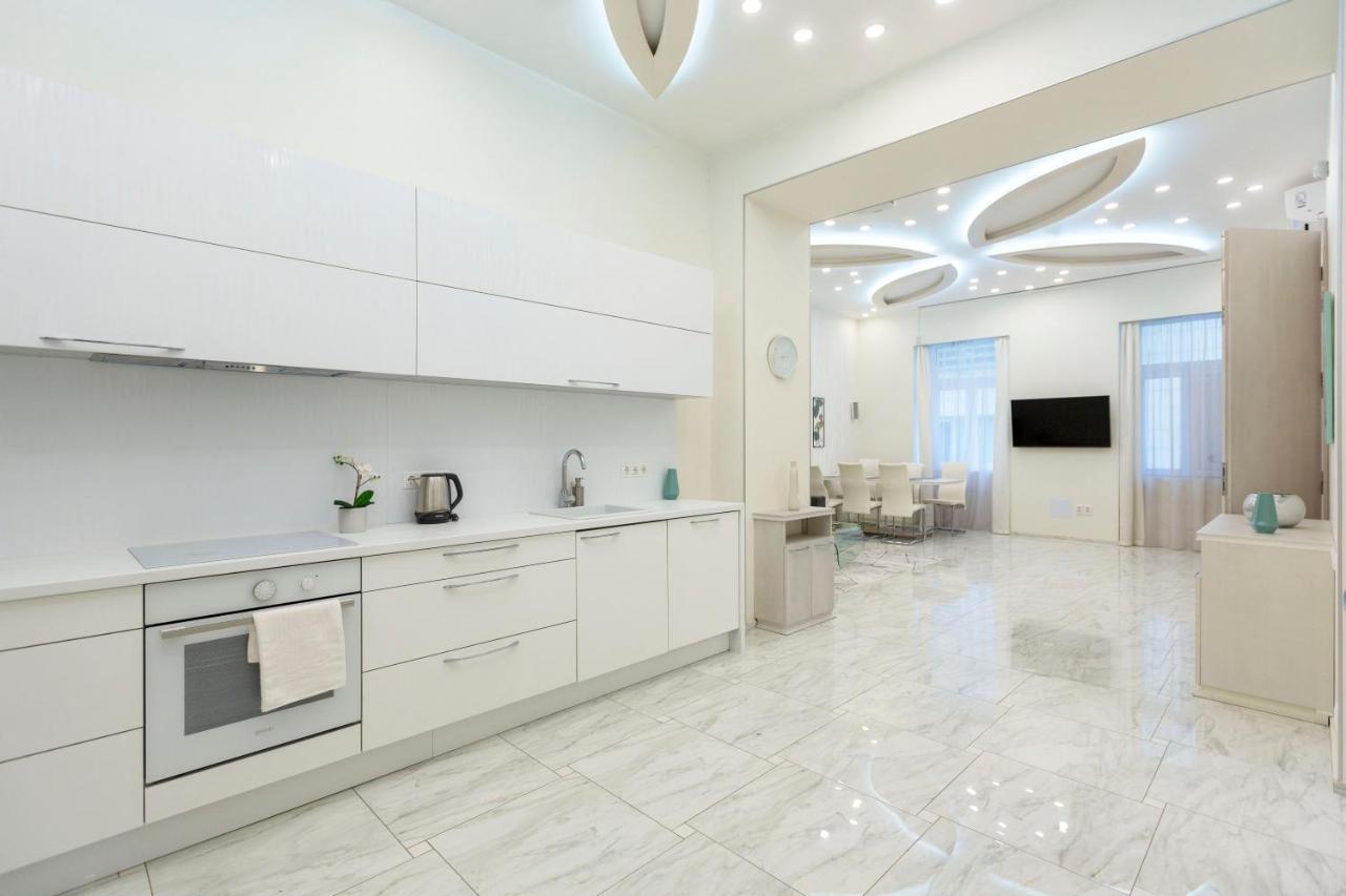 Luxurious Central Apartment Next To The Danube River Budapest Eksteriør billede